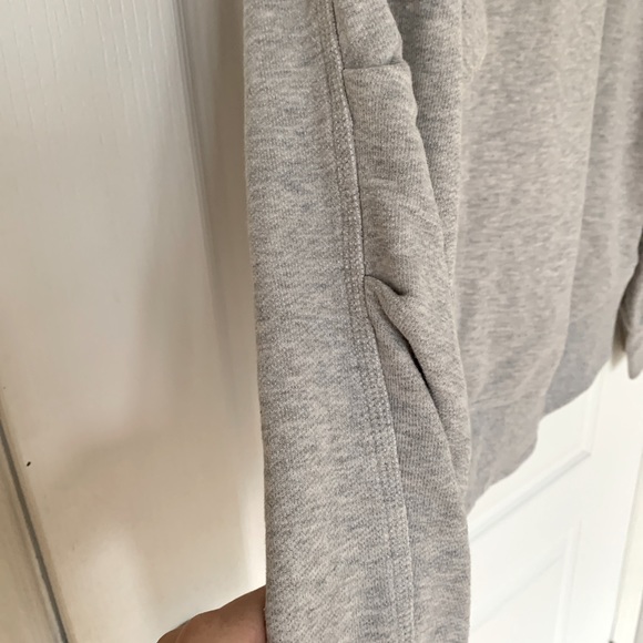 Sweater - Picture 4 of 4